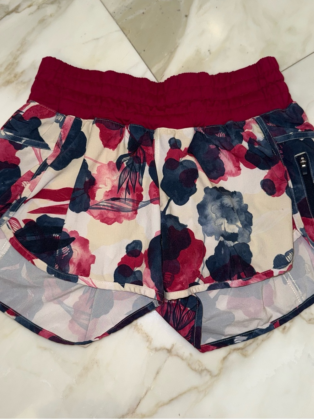 Lululemon Floral Elastic-Waist Women’s Shorts in Burgundy and Navy